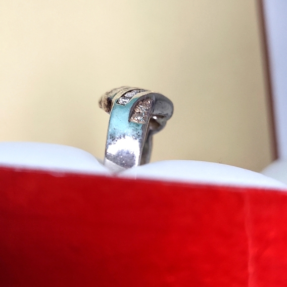 White Sapphire - Picture 6 of 8